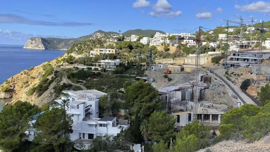 Soriano i Piqueras recurre la suspensión urbanística en Sant Josep de Sa Talaia